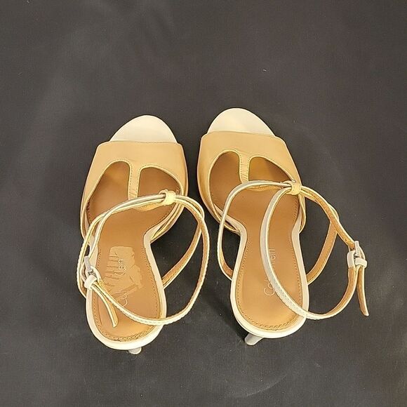 CALVIN KLEIN PEEP TOE ADJUSTABLE BUCKLE ANKLE STRAP SANDAL - Picture 9 of 12